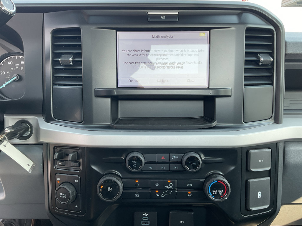 New 2026 Ford F550 4x4 Regular Cab Super Duty image 12