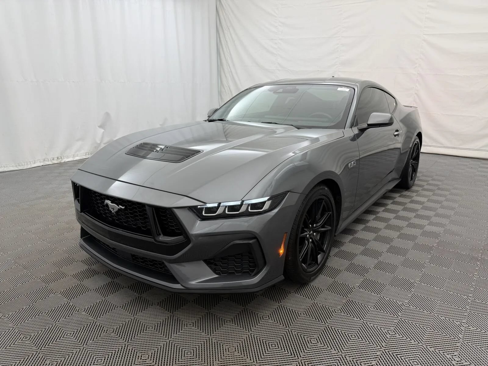 Used 2024 Ford Mustang GT Premium RWD image 2