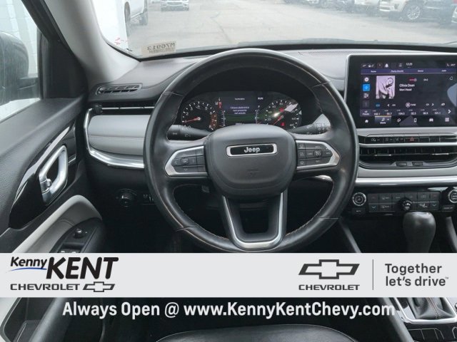 Used 2022 Jeep Compass Limited image 18