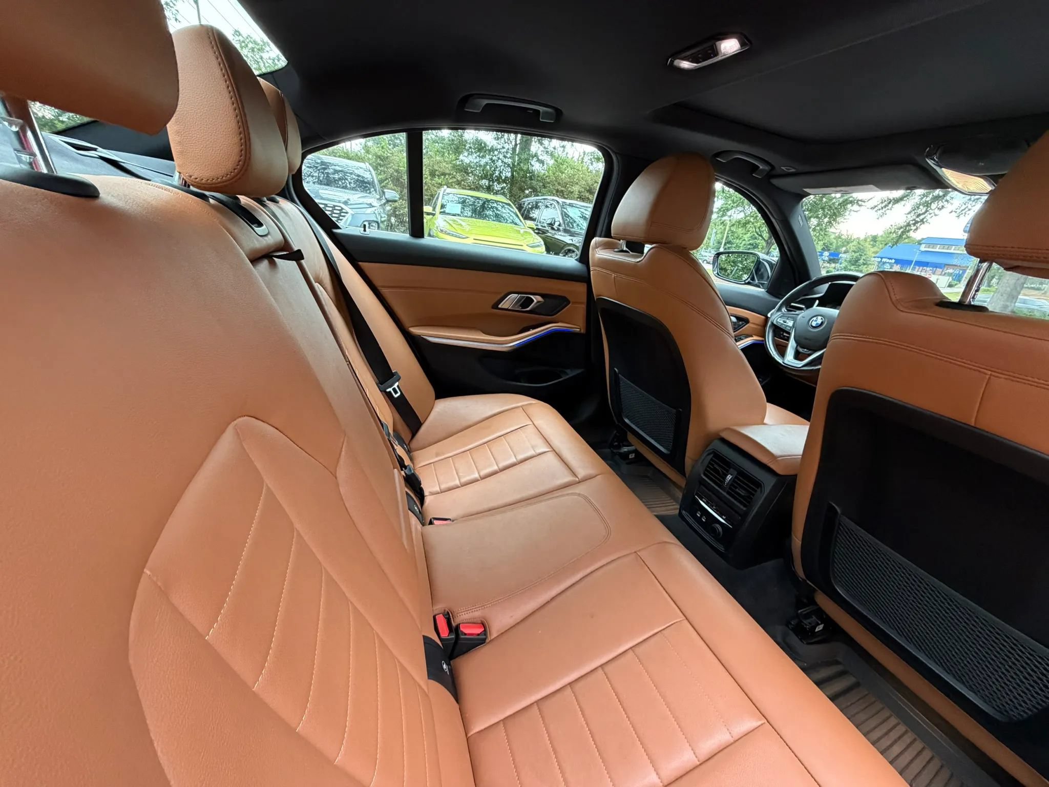 Used 2019 BMW 330i xDrive Sedan w/ Convenience Package AWD/4WD image 14