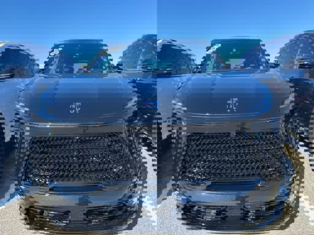 New 2025 Buick Enclave Sport Touring w/ Super Cruise Package image 2