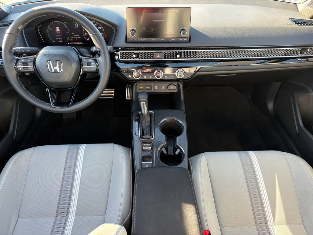 Certified 2025 Honda Civic Sport image 2