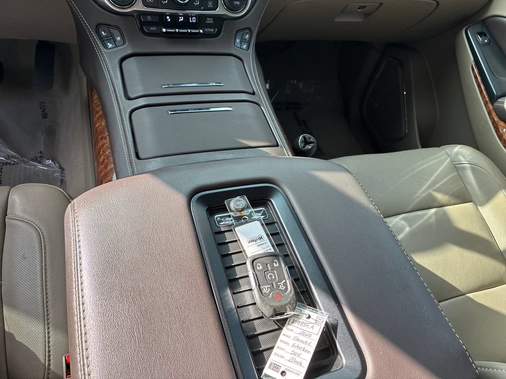Used 2020 Chevrolet Suburban Premier w/ Max Trailering Package RWD image 15