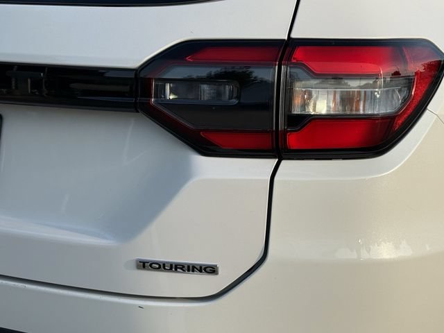 Used 2025 Honda Pilot Touring image 8