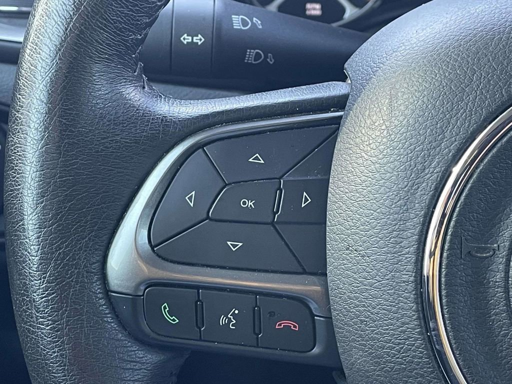 Used 2022 Jeep Renegade Latitude w/ Convenience Group image 30