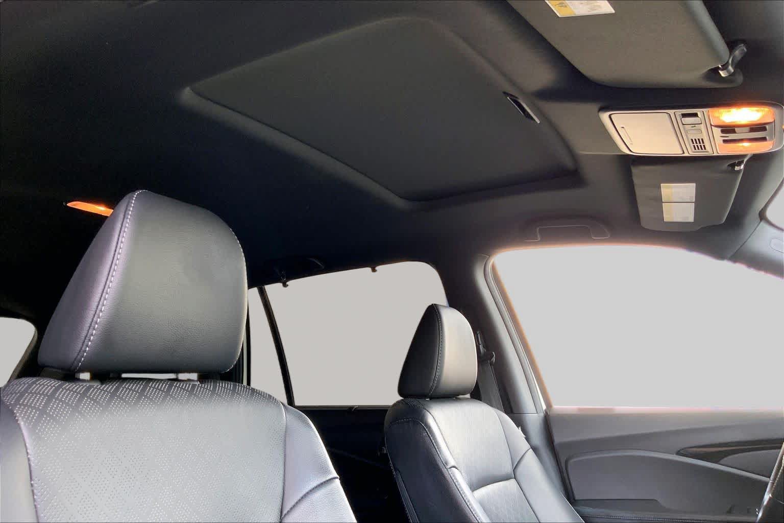 Used 2019 Honda Passport Touring image 14