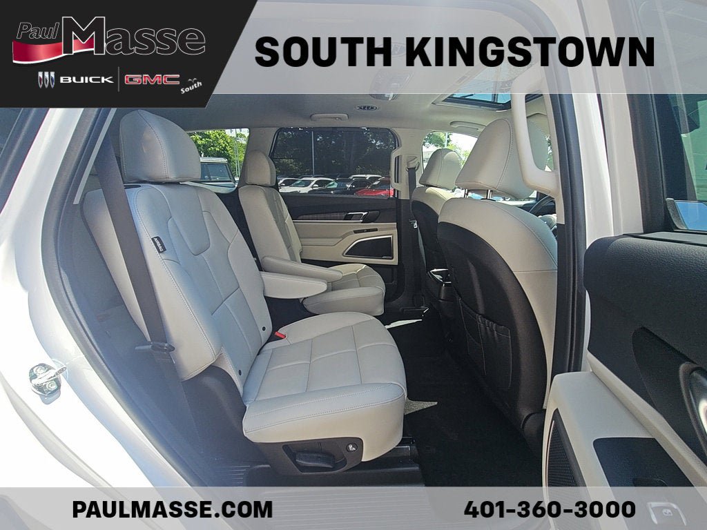 Used 2024 Kia Telluride EX w/ EX Captain's Chair Package AWD/4WD image 24
