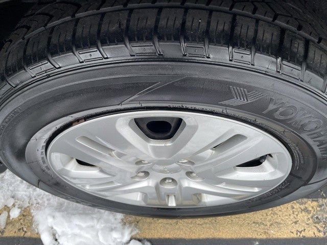 Used 2017 Dodge Grand Caravan SE w/ Power Window Group FWD image 27