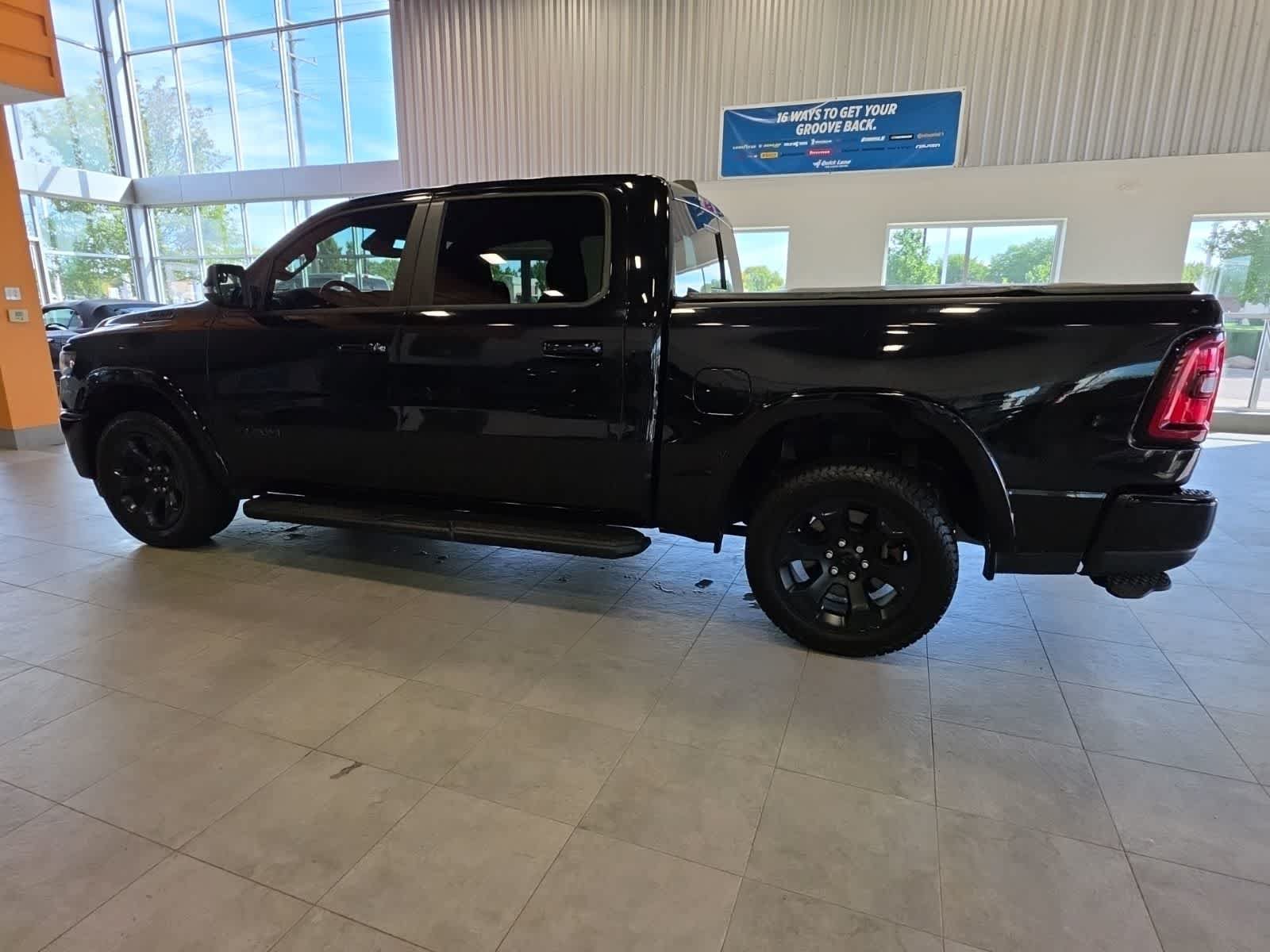 Used 2025 RAM 1500 Big Horn AWD/4WD image 12