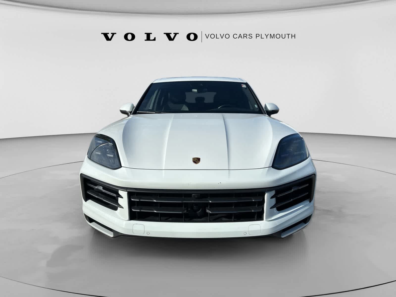 Used 2024 Porsche Cayenne AWD/4WD image 5