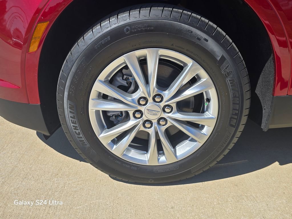 New 2026 Cadillac XT5 Luxury image 8