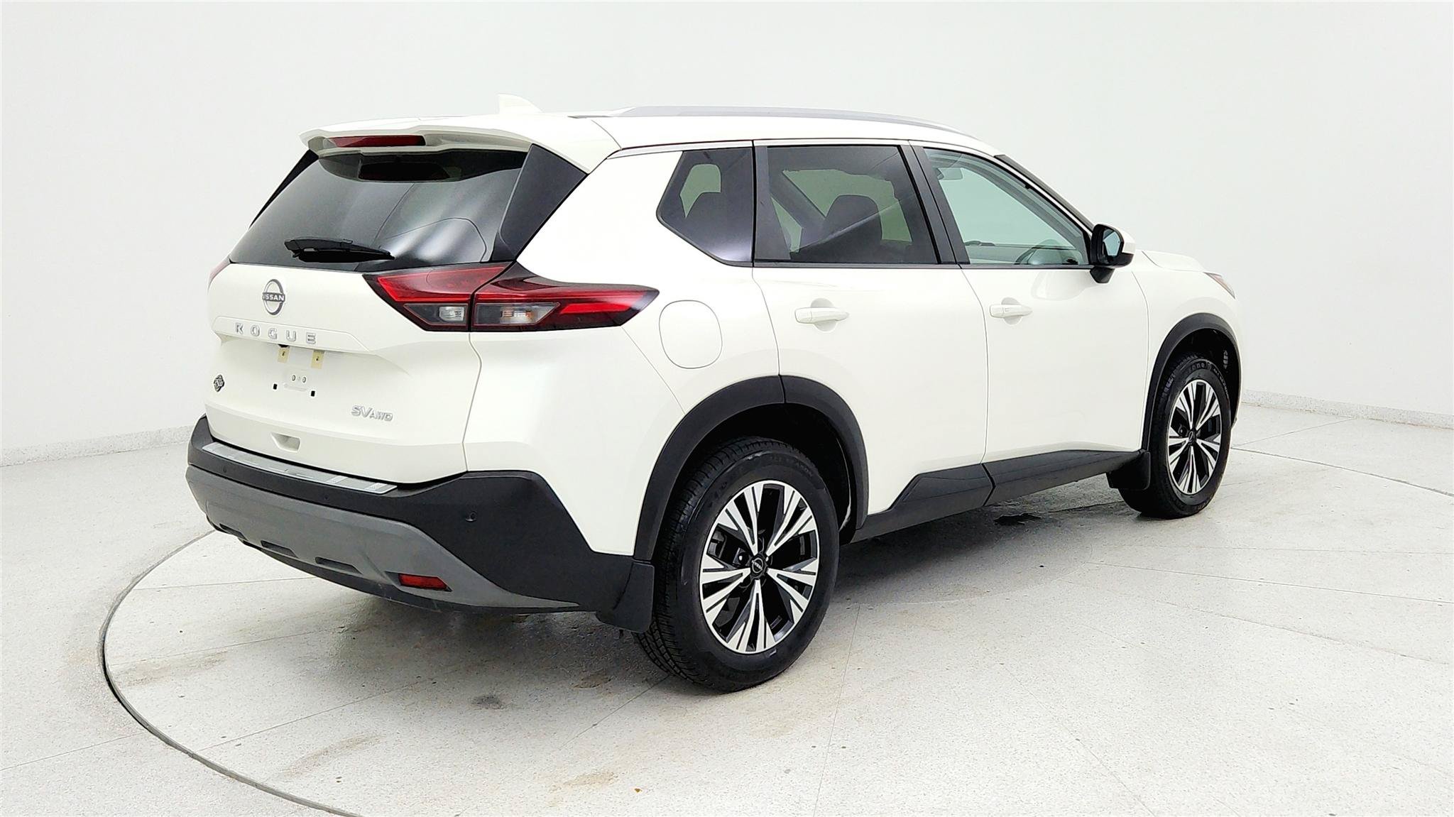 Used 2023 Nissan Rogue SV w/ SV Premium B Package AWD/4WD image 5