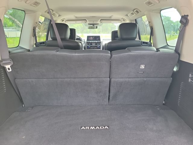 Used 2023 Nissan Armada Platinum w/ Captain's Chairs Package RWD image 10