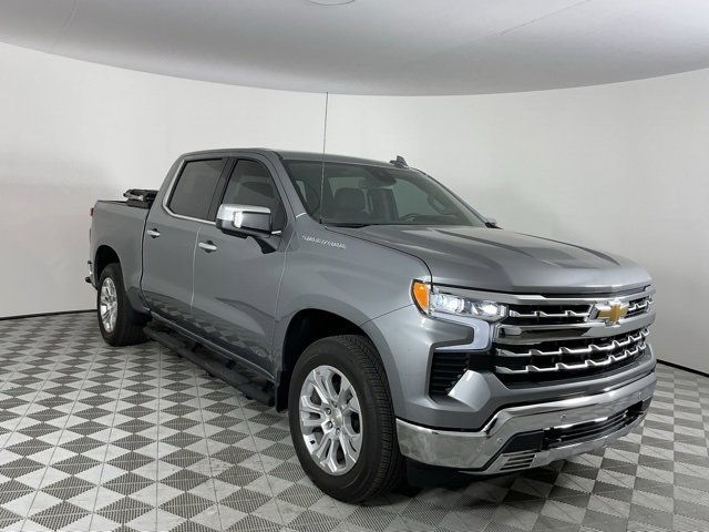 Used 2024 Chevrolet Silverado 1500 LTZ image 3