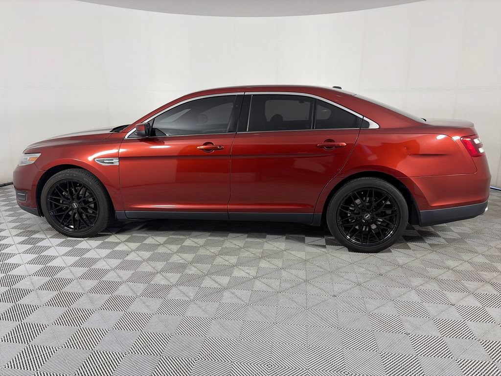 Used 2014 Ford Taurus SEL w/ Equipment Group 201A AWD/4WD image 4