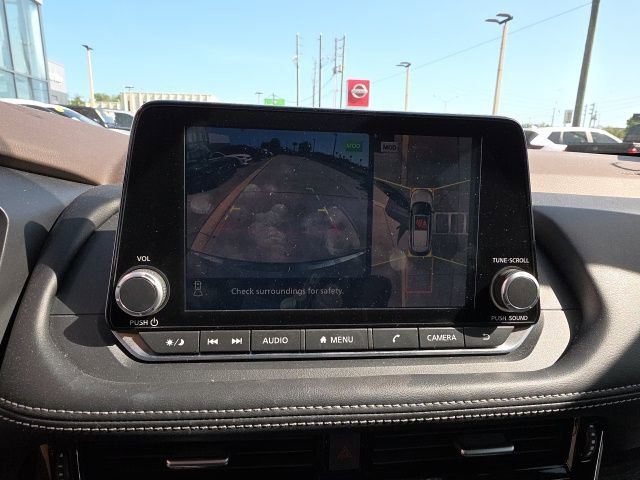 Used 2023 Nissan Rogue SL image 20