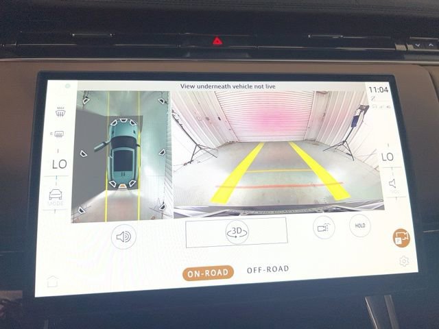 Used 2025 Land Rover Range Rover Sport SE image 30