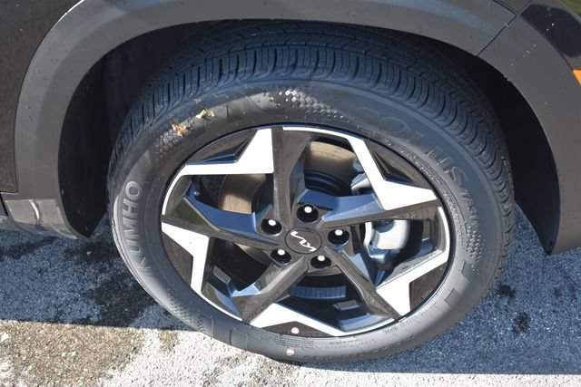 New 2026 Kia Seltos S AWD/4WD image 12