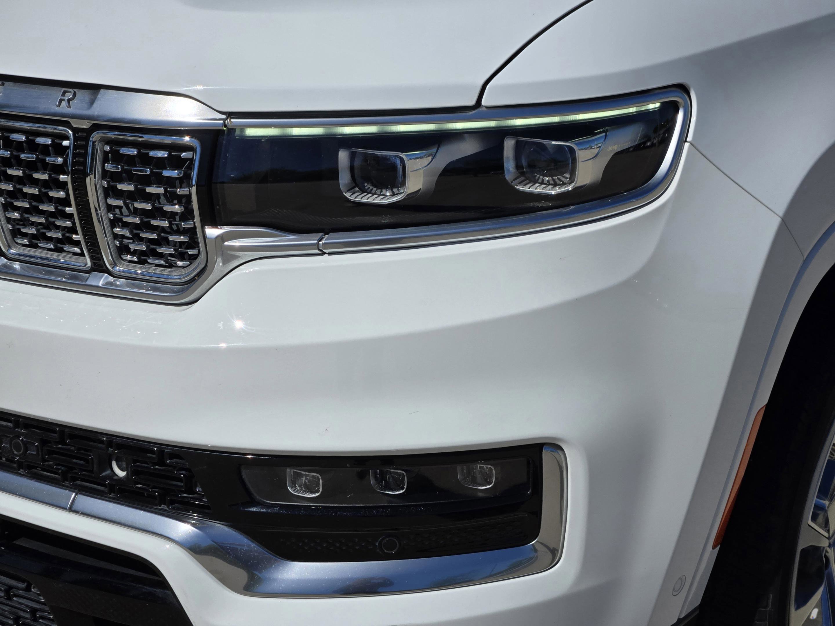 Used 2022 Jeep Grand Wagoneer Series II w/ Premium Group II AWD/4WD image 34