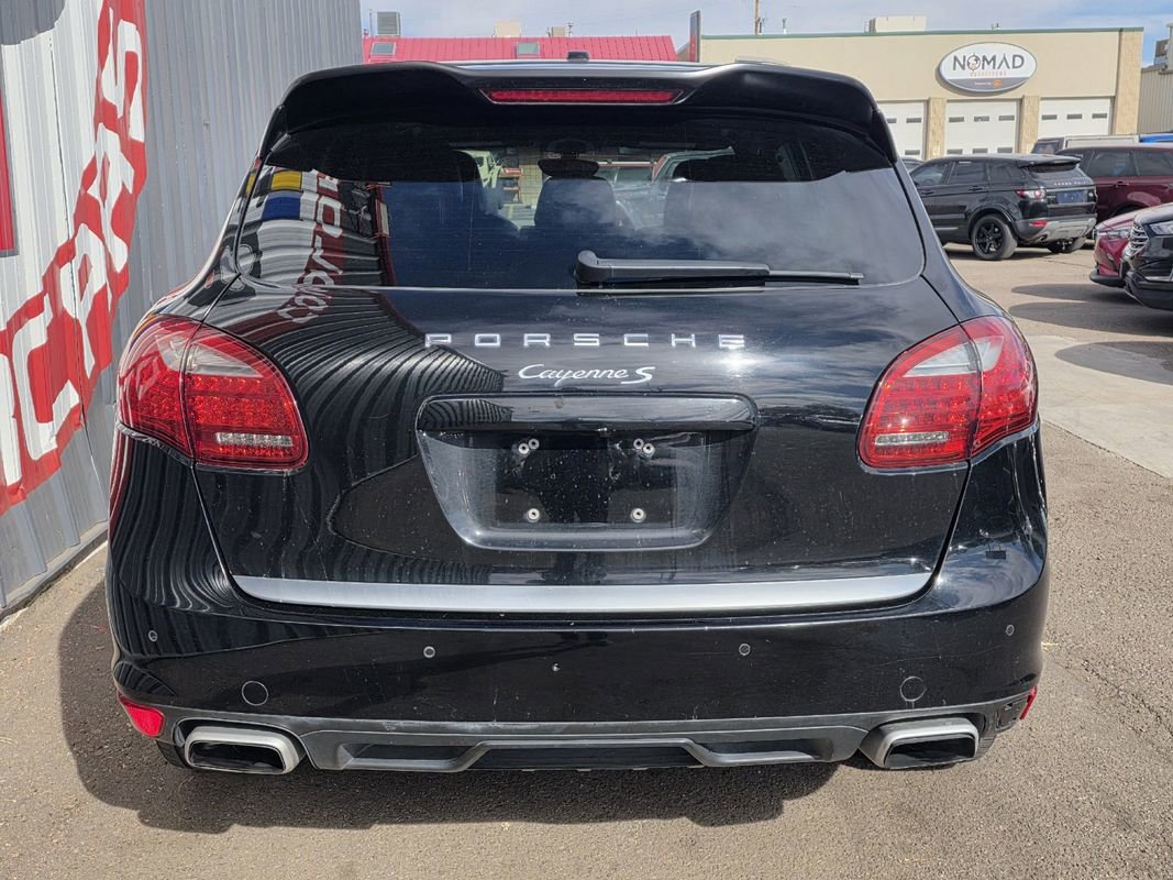 Used 2012 Porsche Cayenne S image 6