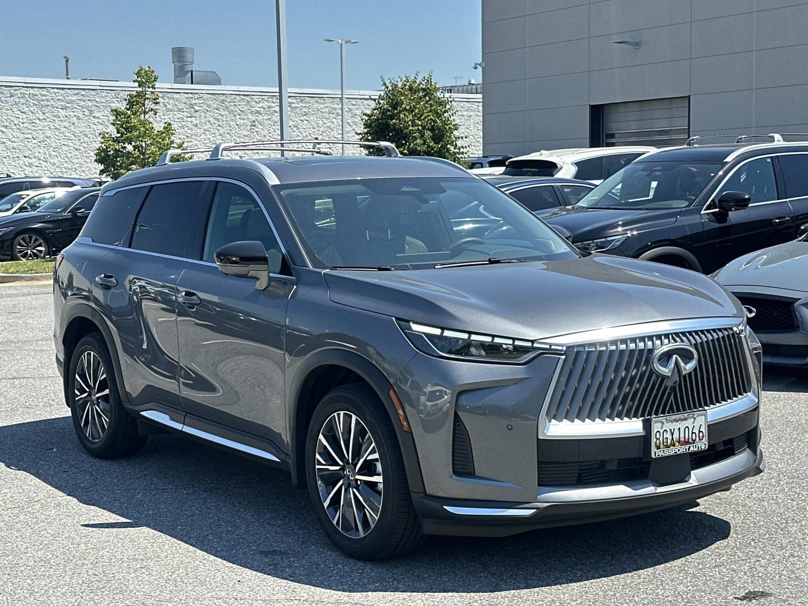 Used 2026 INFINITI QX60 Luxe w/ Cargo Package AWD/4WD image 6
