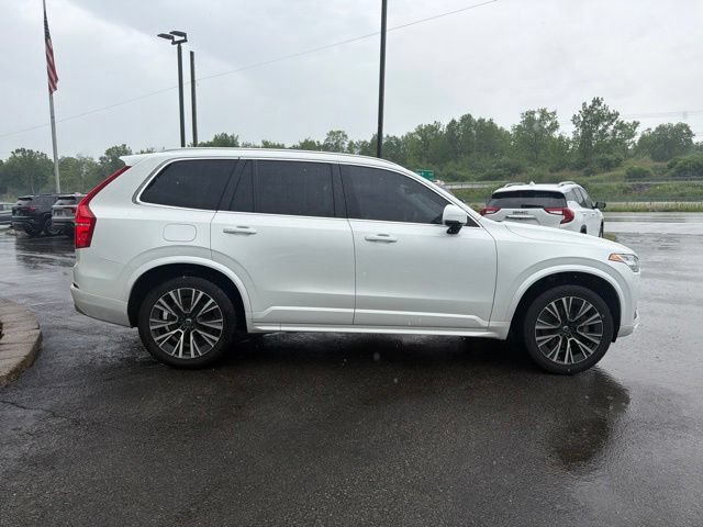 Used 2022 Volvo XC90 T5 Momentum w/ Climate Package AWD/4WD image 6