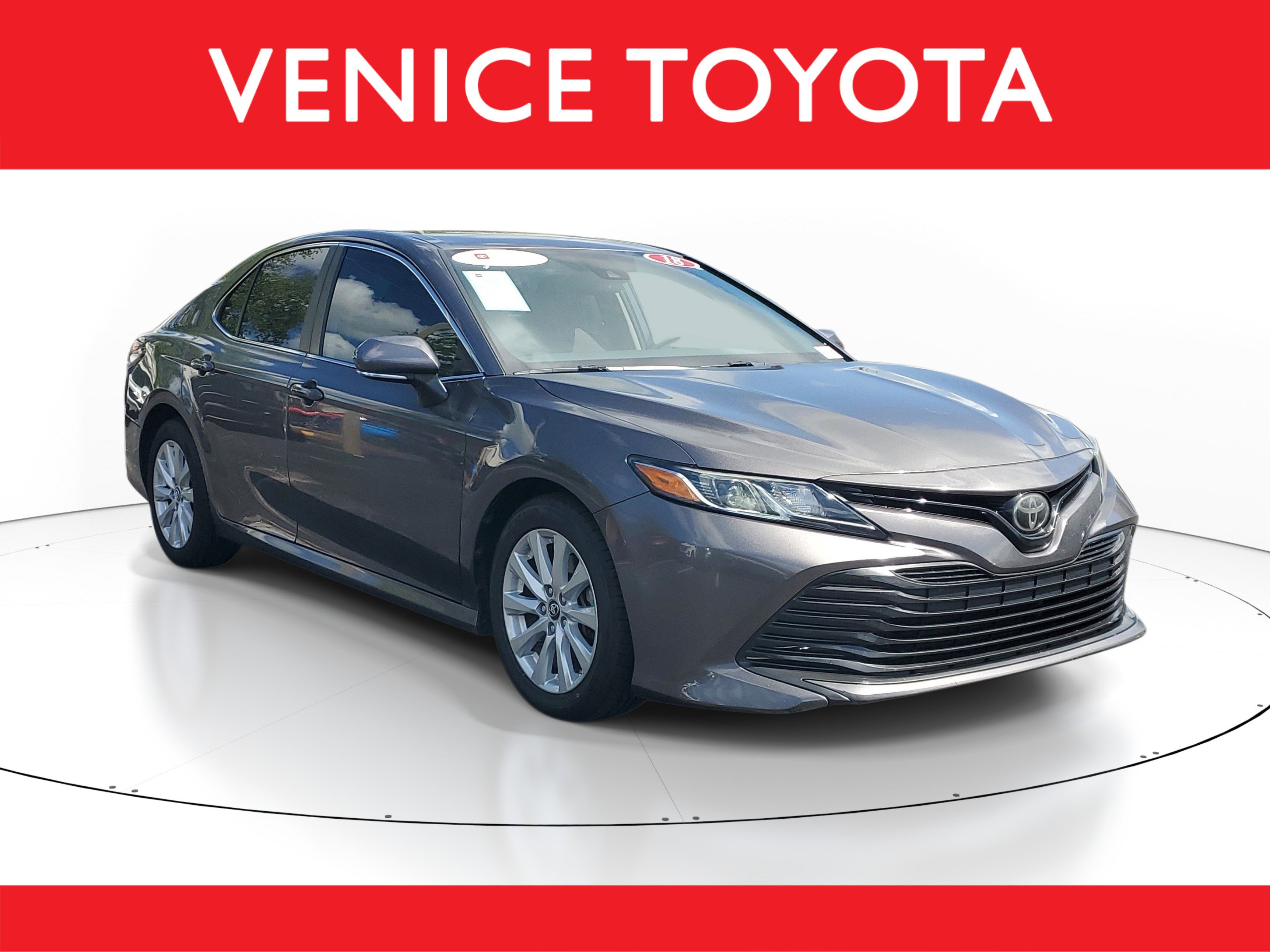 Certified 2018 Toyota Camry LE w/ Convenience Package image 1