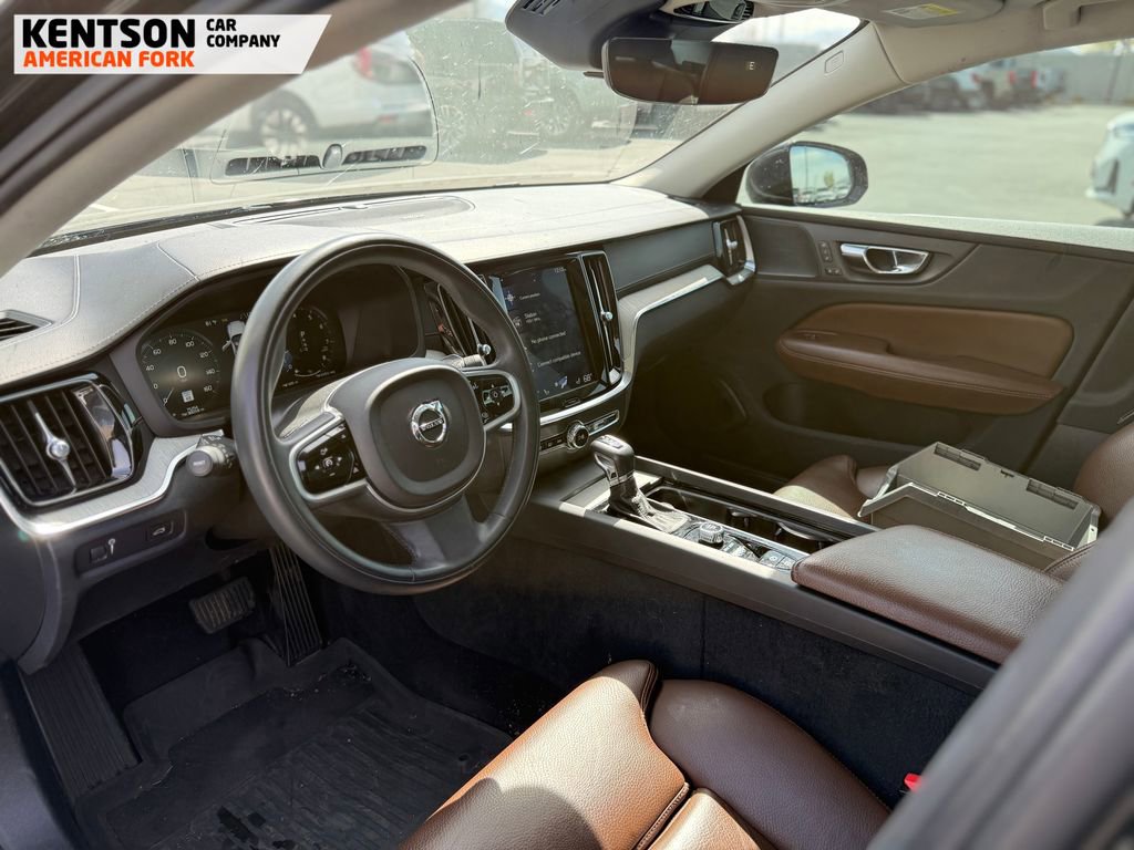 Used 2019 Volvo S60 T6 Inscription image 3