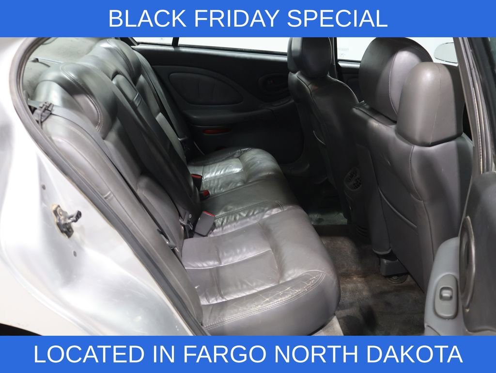 Used 2003 Pontiac Bonneville SE w/ Leather Appointment Package FWD image 19