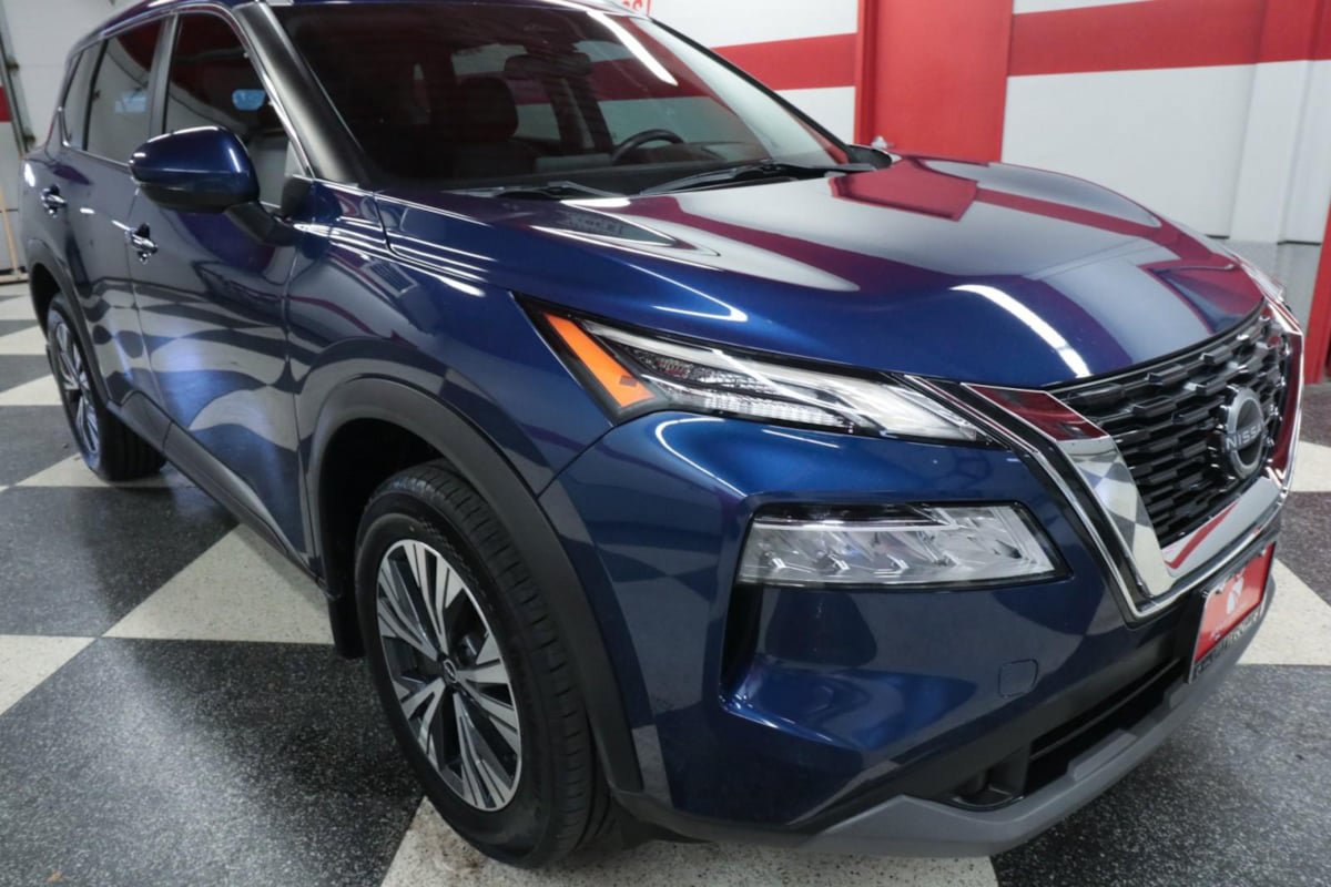 Used 2022 Nissan Rogue SV w/ SV Premium Package FWD image 36