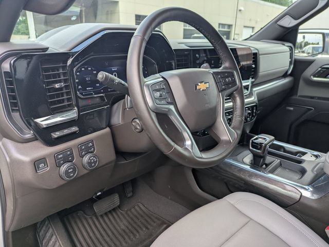 Used 2024 Chevrolet Silverado 1500 LTZ w/ Technology Package AWD/4WD image 12