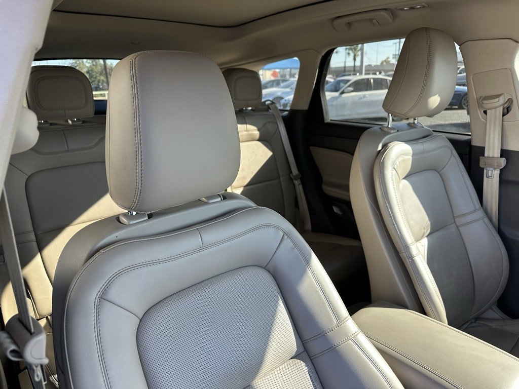 Used 2022 Lincoln Corsair Reserve w/ Elements Package image 23