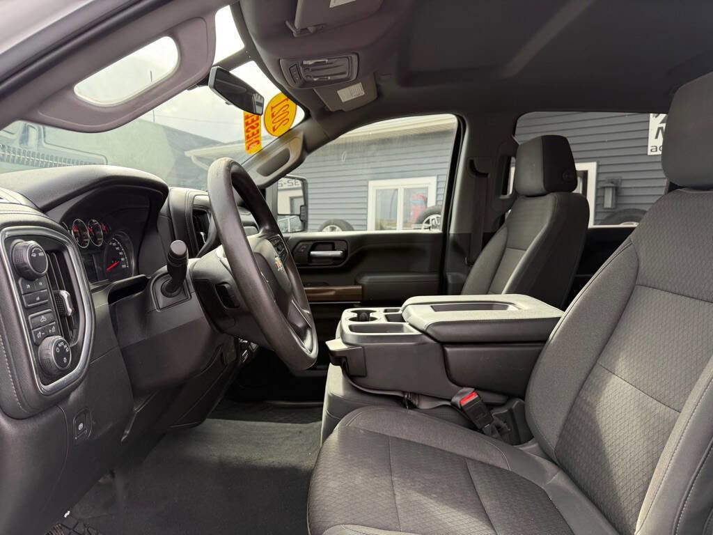 Used 2021 Chevrolet Silverado 2500 LT AWD/4WD image 13