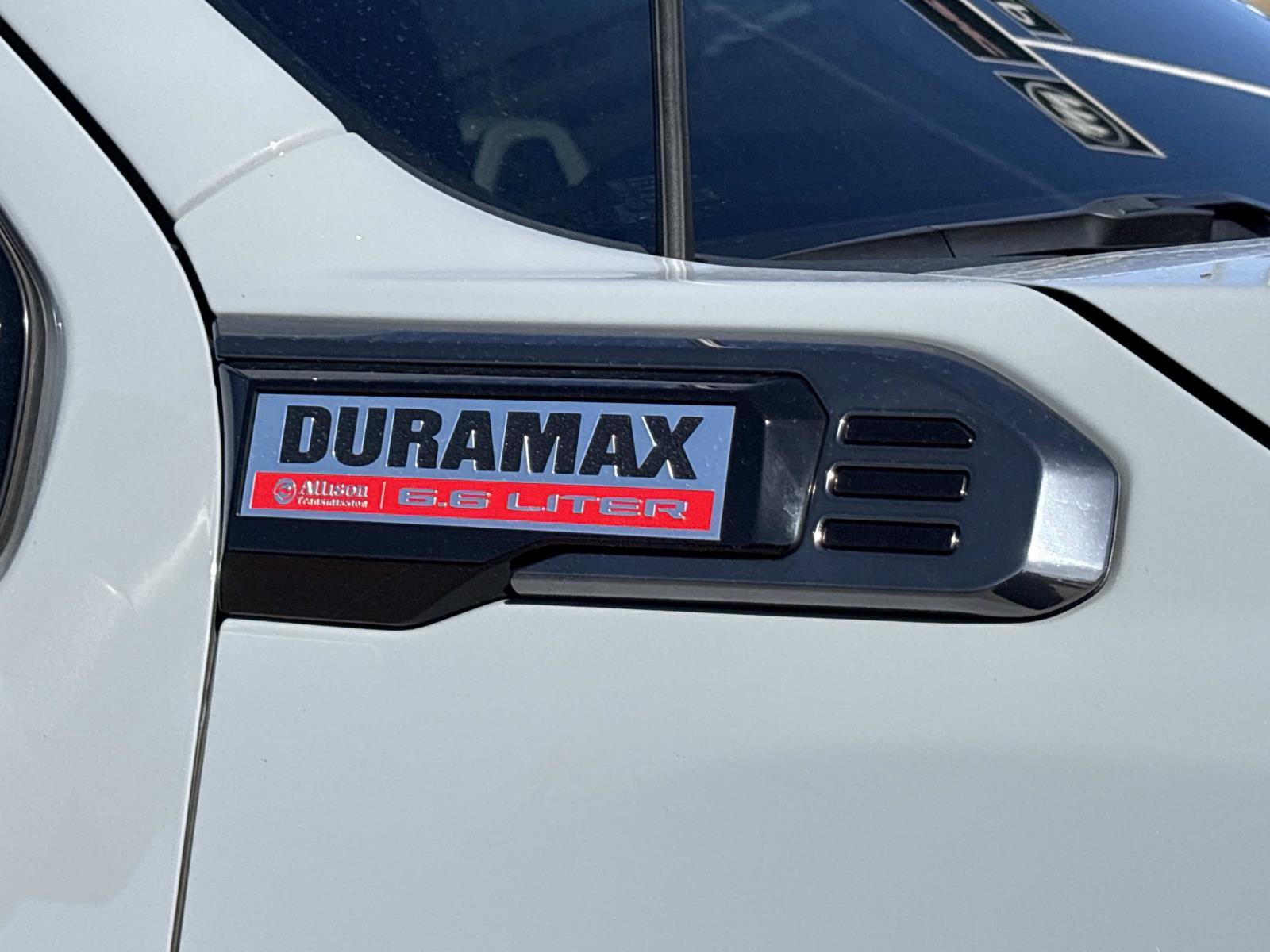 Certified 2025 GMC Sierra 2500 AT4 w/ AT4 Premium Plus Package image 11