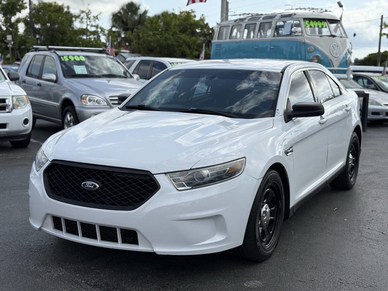Used 2015 Ford Taurus Police Interceptor AWD image 2