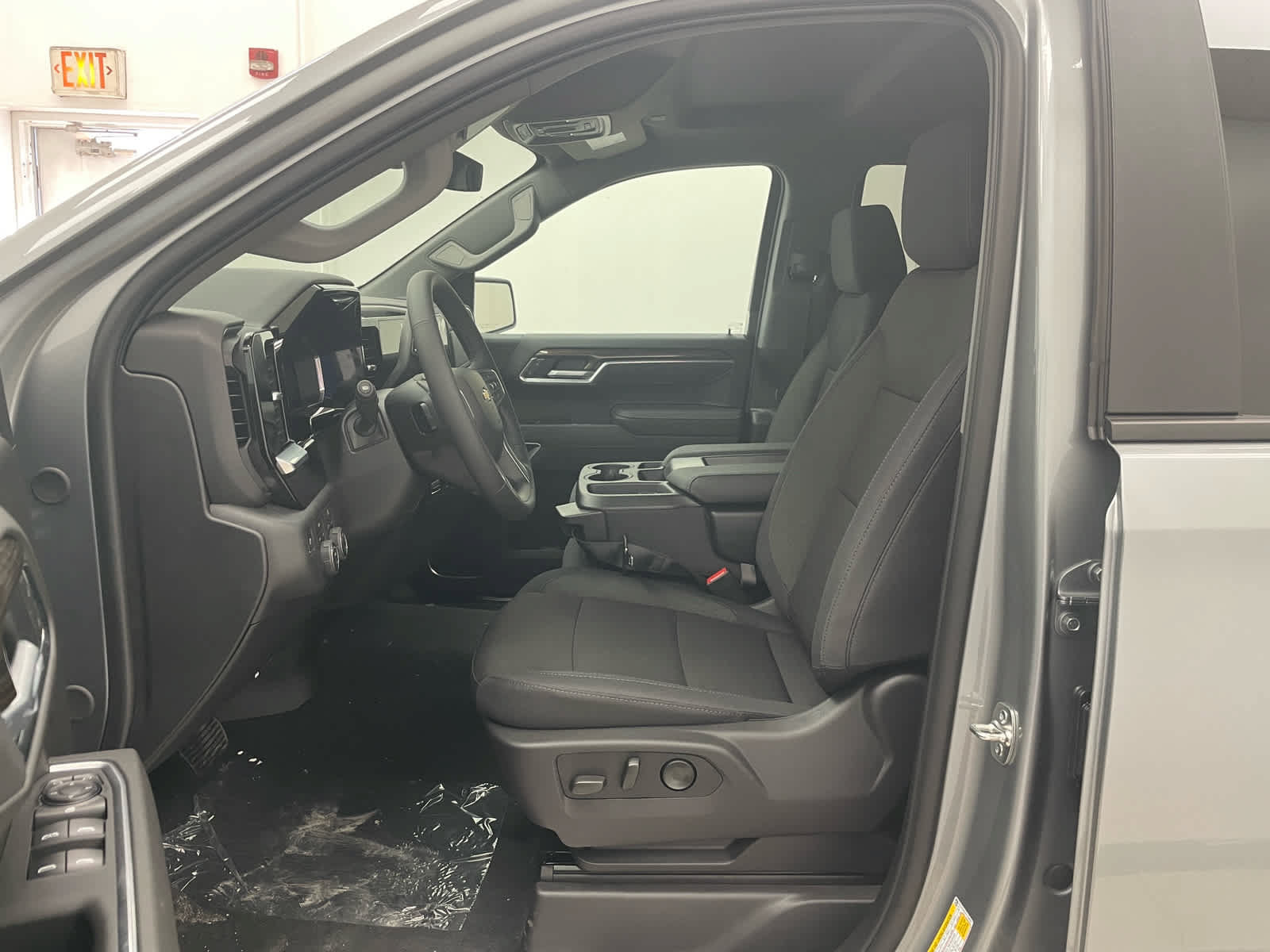 New 2026 Chevrolet Silverado 1500 LT w/ All Star Edition Plus AWD/4WD image 8