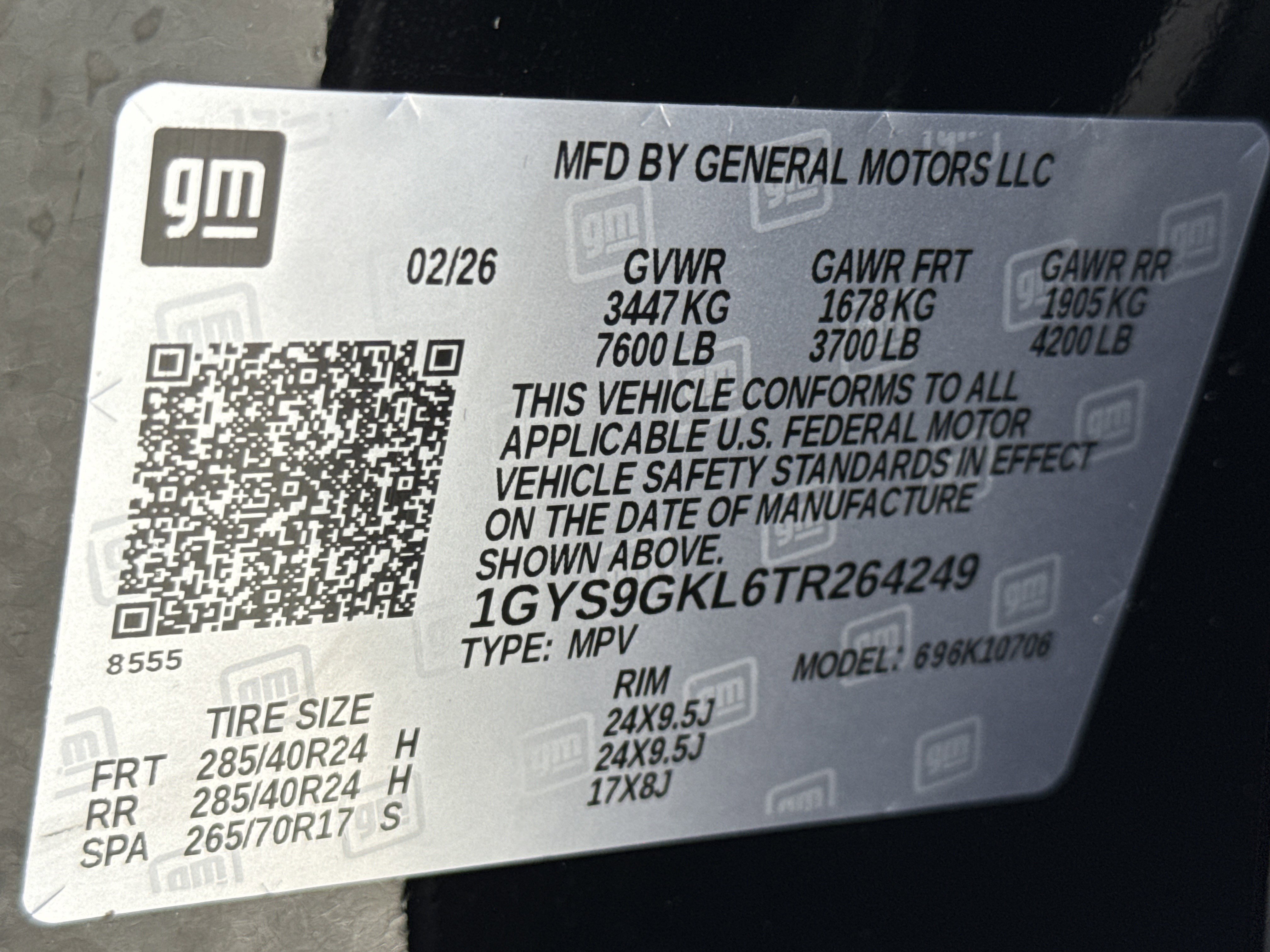 Used 2026 Cadillac Escalade Platinum Sport w/ LPO, ONYX Package image 41