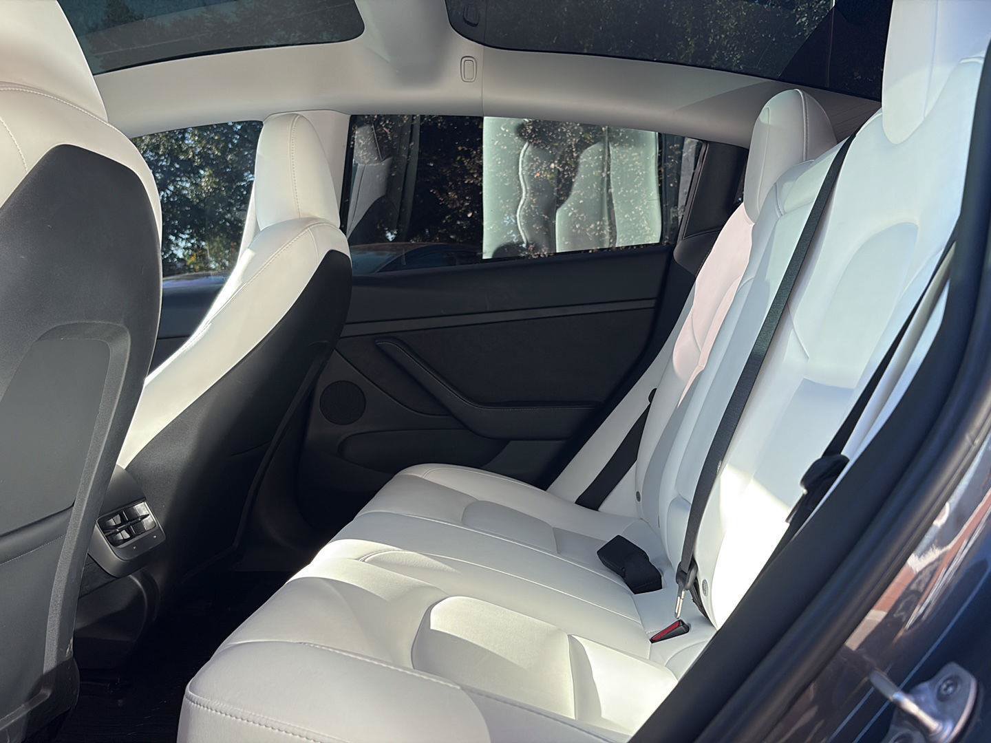 Used 2023 Tesla Model 3 Performance AWD/4WD image 16