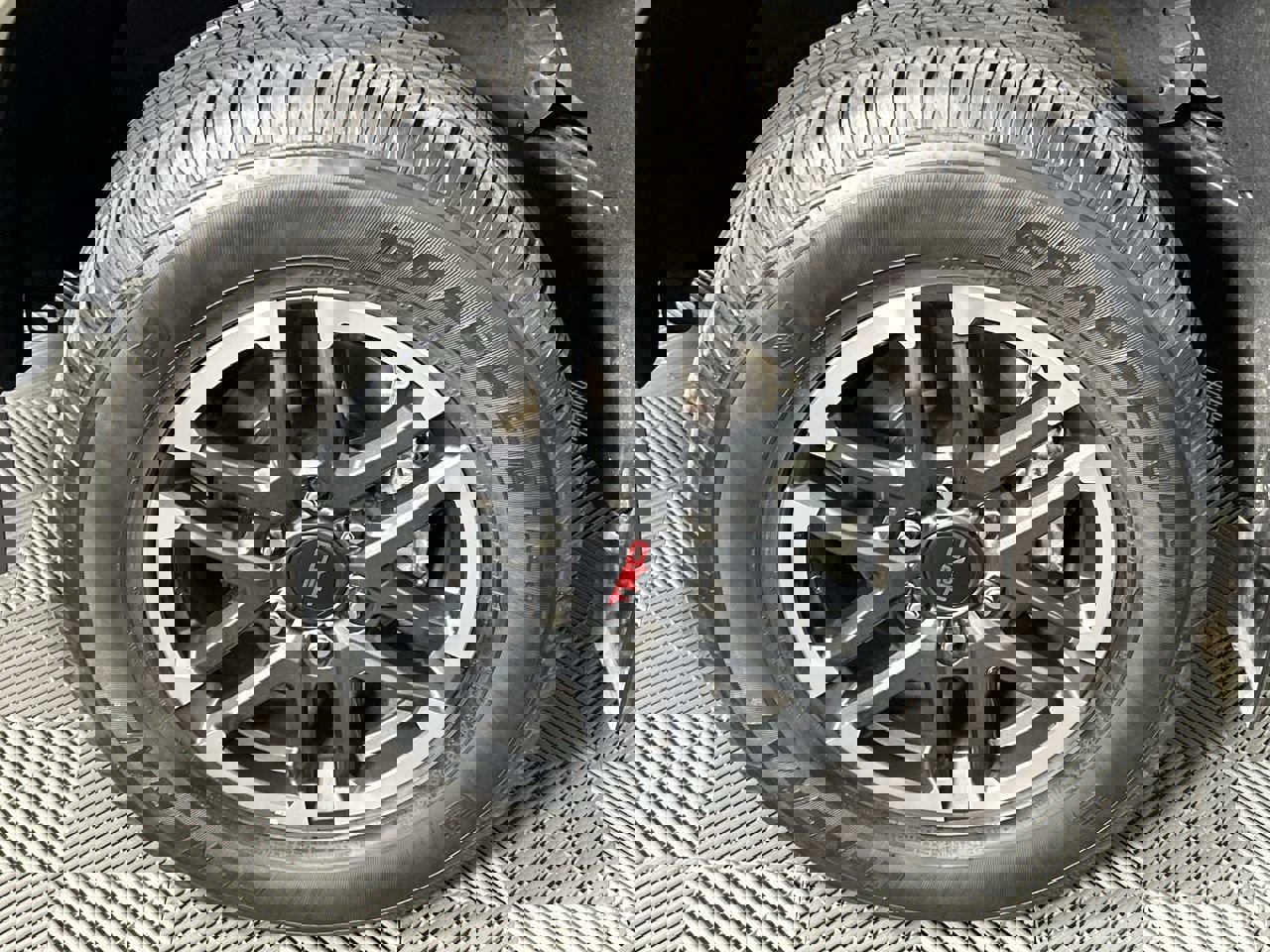 Used 2024 Toyota Tacoma TRD Sport image 9