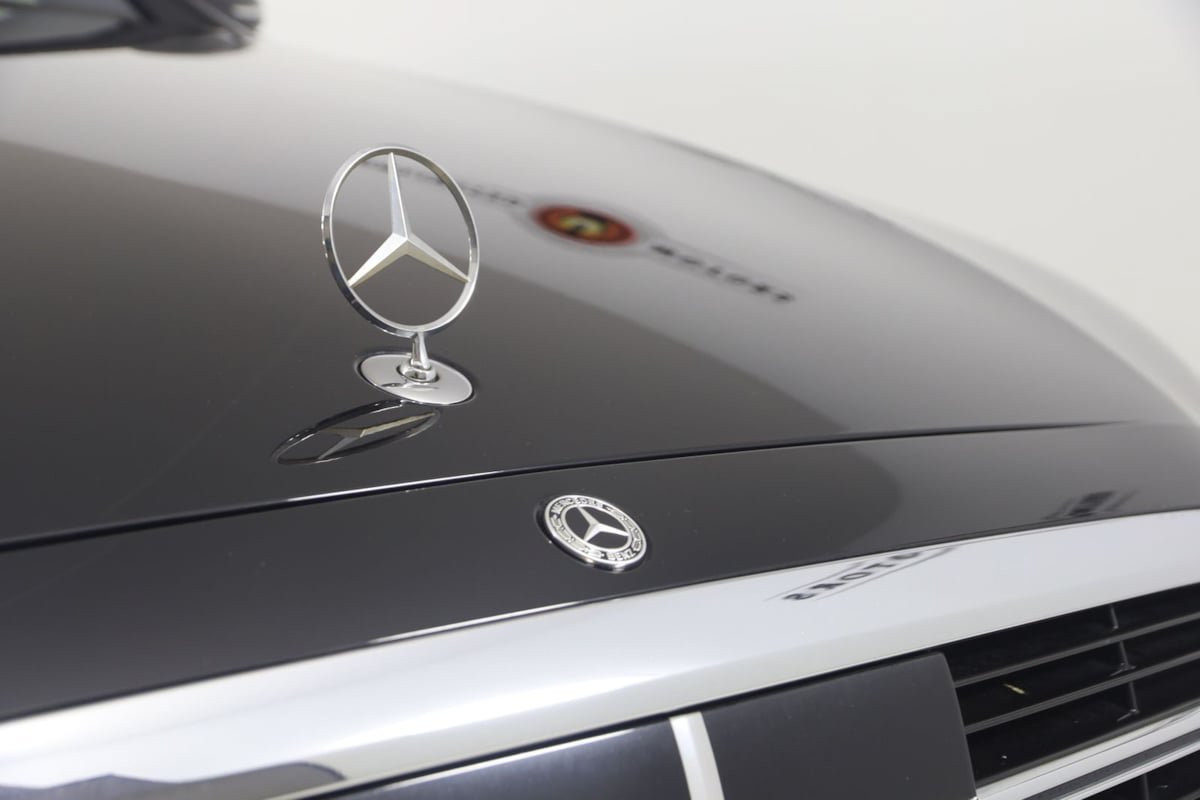 Used 2022 Mercedes-Benz S 500 4MATIC w/ AMG Line Package image 21