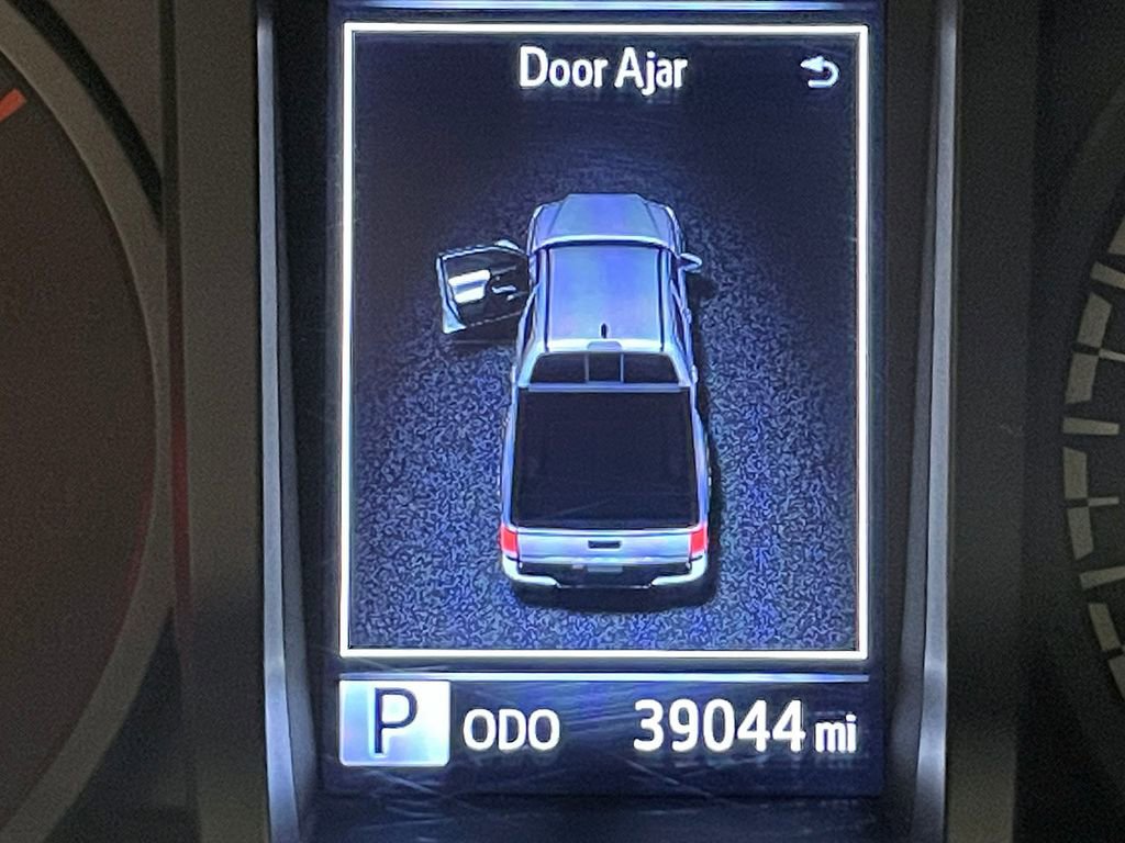 Used 2022 Toyota Tacoma SR image 6