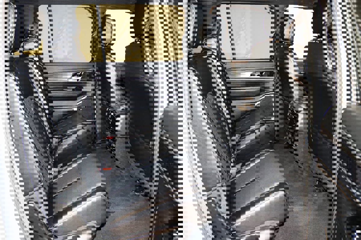 Used 2024 Jeep Wagoneer L Series II w/ Flexible Seating Group image 66