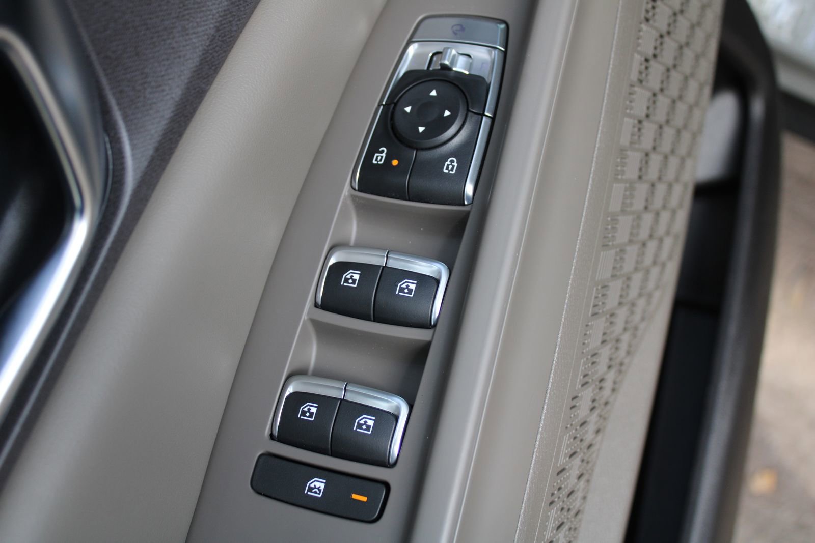 New 2026 Kia Carnival EX image 26