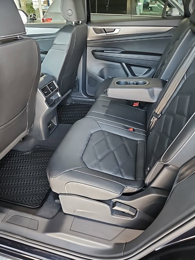 New 2026 Volkswagen Atlas Cross Sport SE image 22