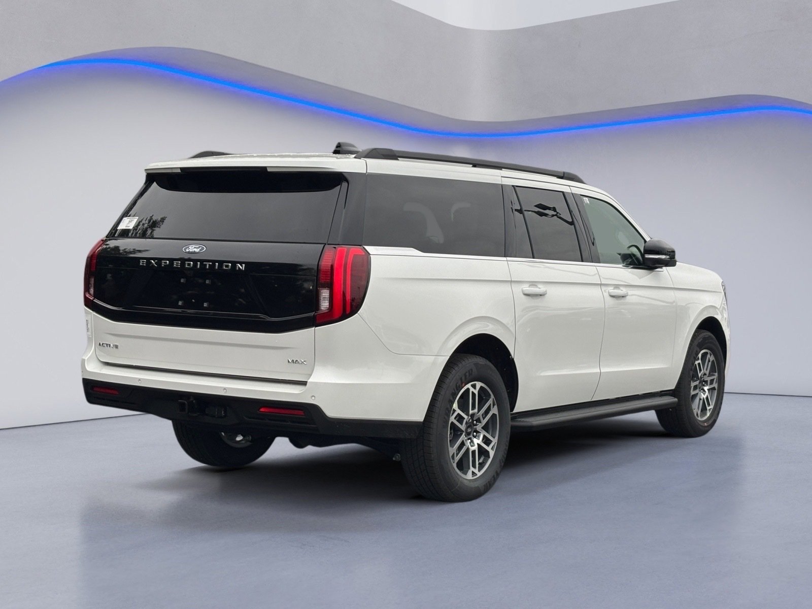 New 2025 Ford Expedition Max Active image 9