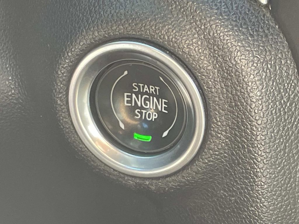 Used 2021 Chevrolet Silverado 1500 RST image 25