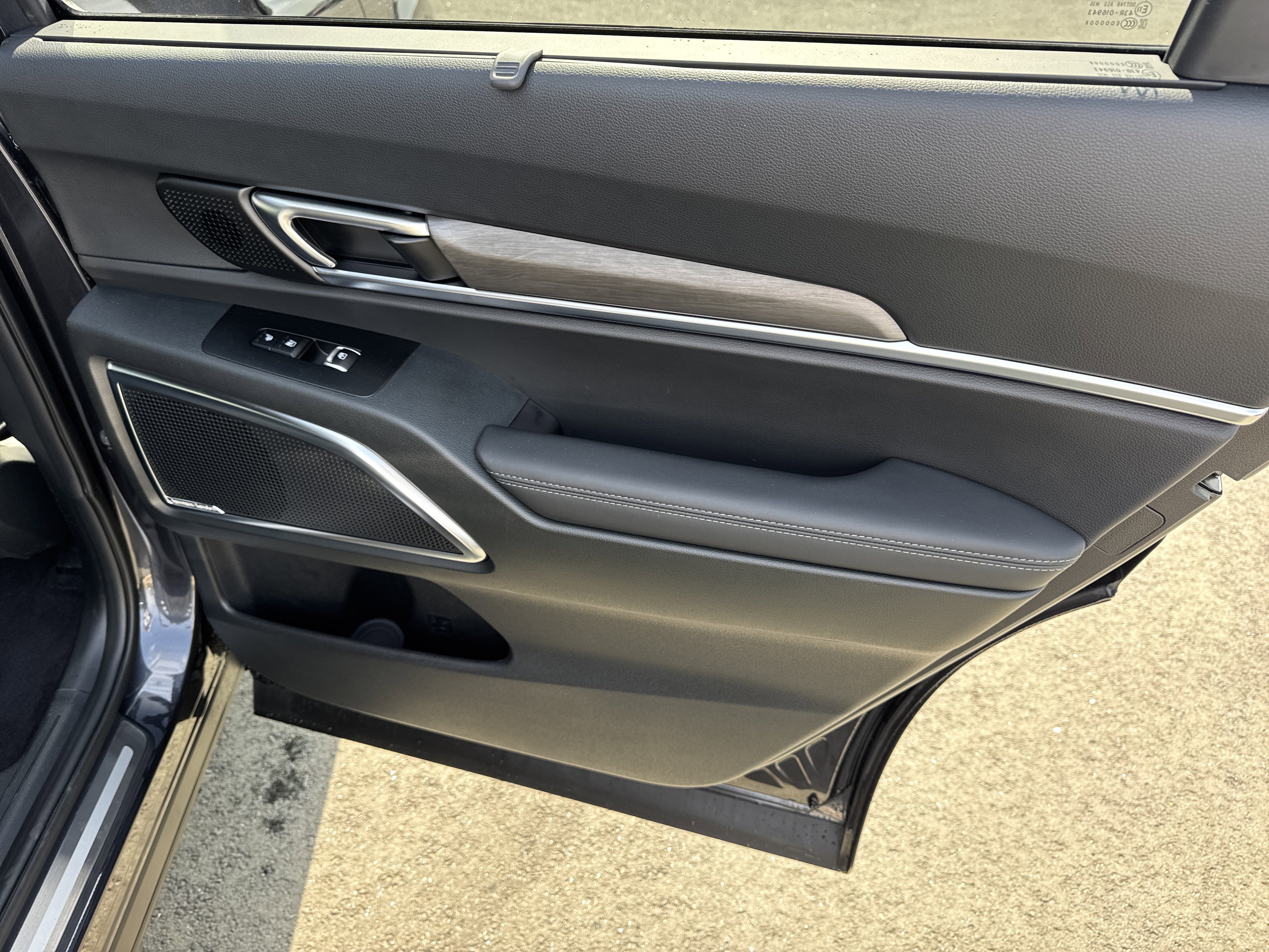 Used 2025 Kia Telluride SX Prestige X-Line image 16