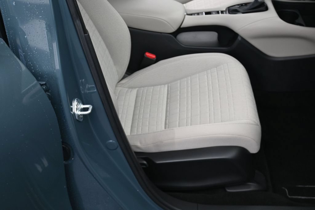 Certified 2026 Honda HR-V LX image 12