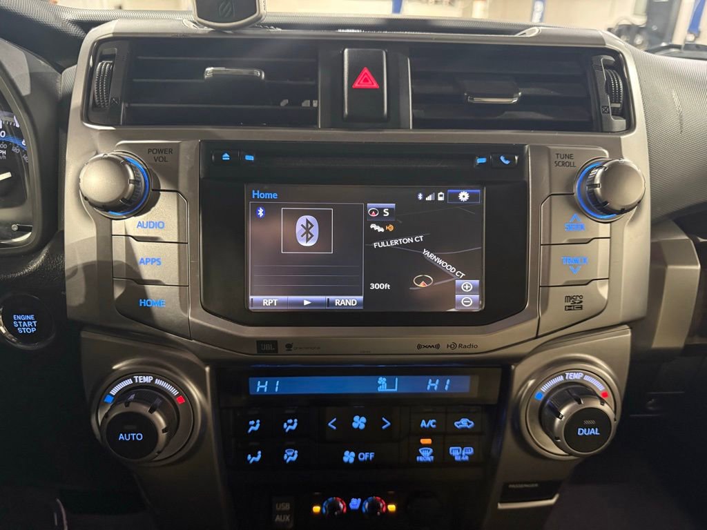 Used 2018 Toyota 4Runner Limited AWD/4WD image 22