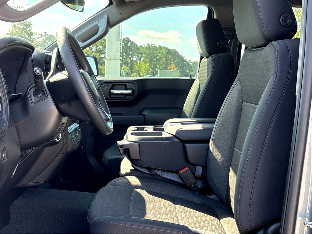 Used 2025 Chevrolet Silverado 1500 Custom image 15